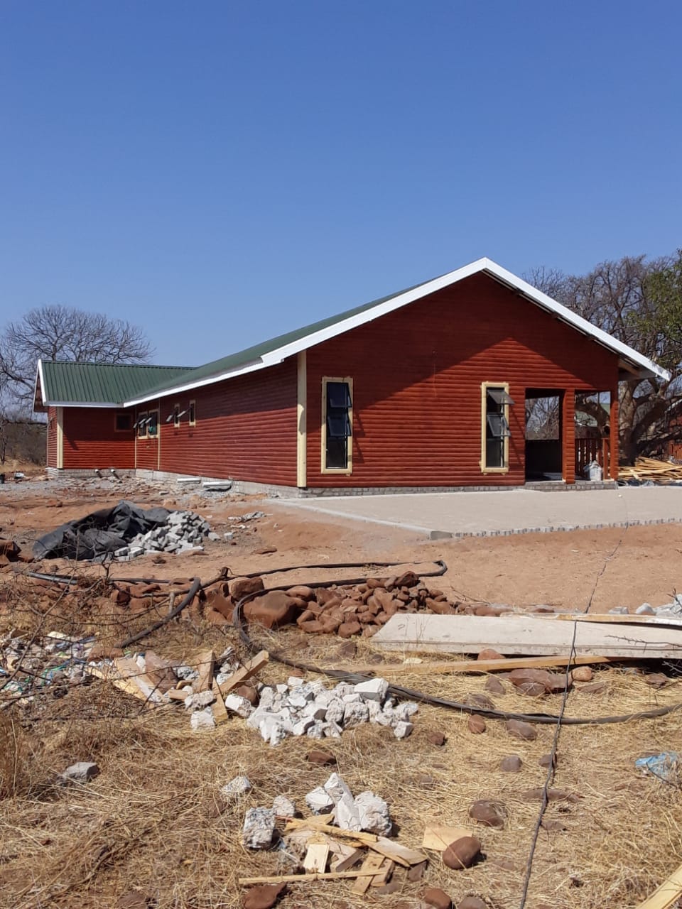 Beitbridge log home construction