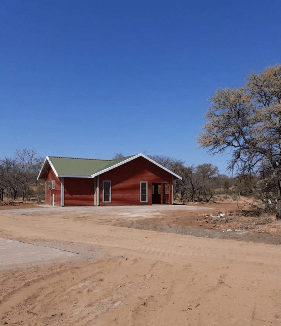 Beitbridge log home final build